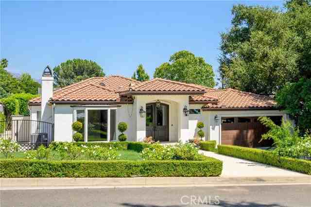 4624 Lasheart Dr - Photo 2 of 8