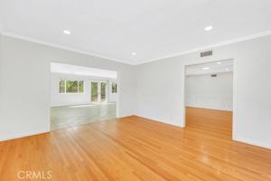 featured image of 9401 Rhea Ave