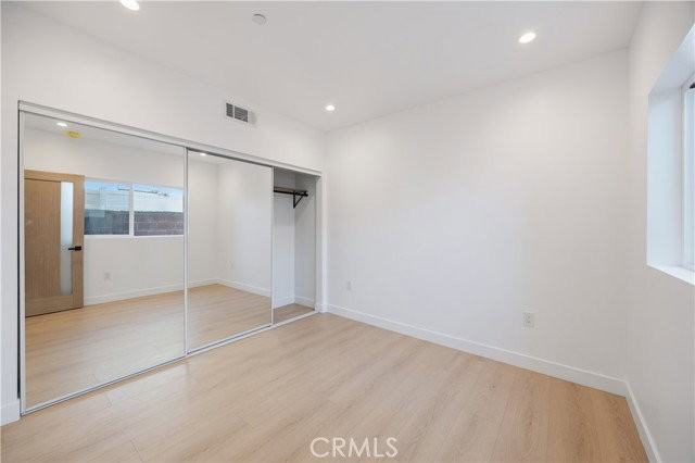 7702 Lasaine Ave - Photo 2 of 8
