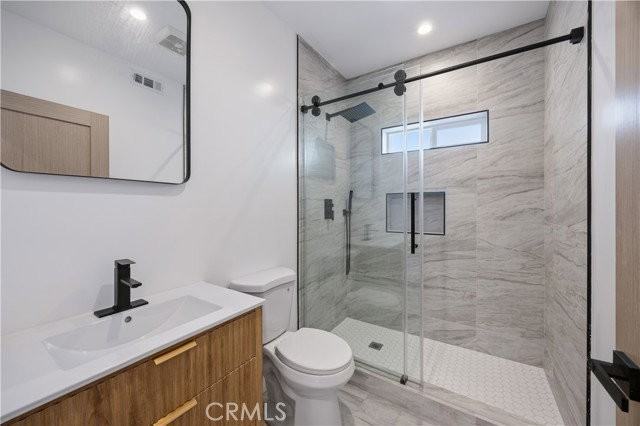 7702 Lasaine Ave - Photo 3 of 8