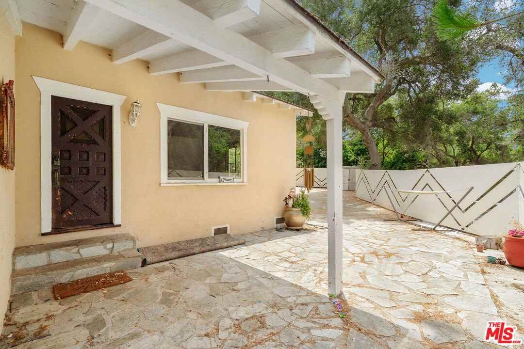 360 N Topanga Canyon Blvd - Photo 5 of 8