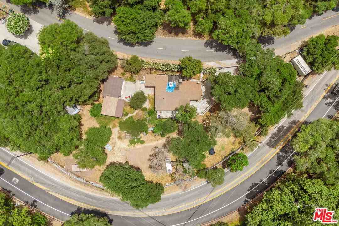 360 N Topanga Canyon Blvd - Photo 6 of 8