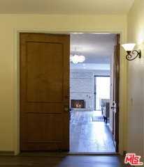 1271 Granville Ave #202 - Photo 2 of 8