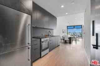 Overland Ave #722 - Photo 3 of 8