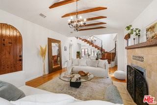2130 Manning Ave - Photo 4 of 8