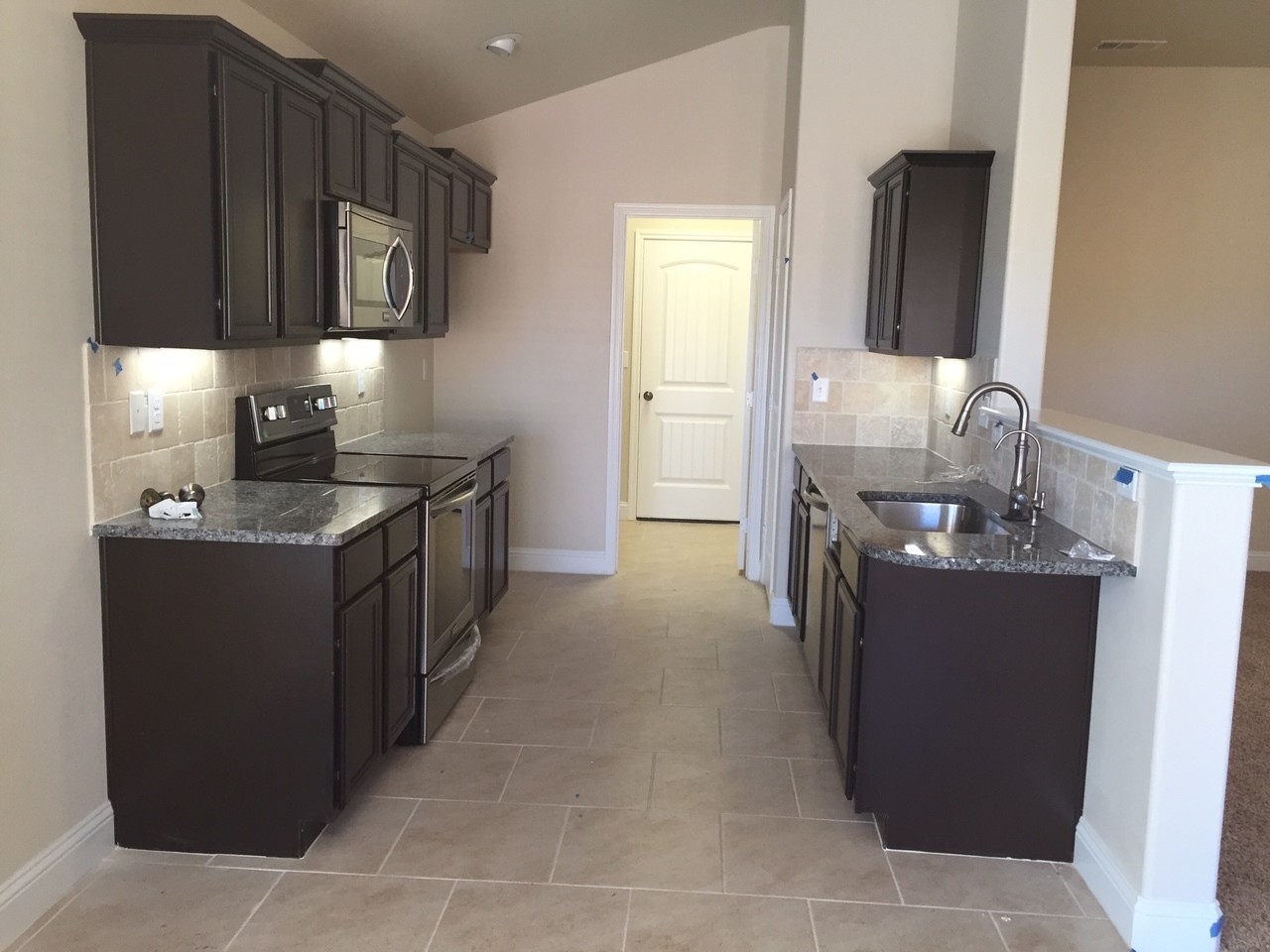 6704 Spur Dr #1 - Photo 3 of 10