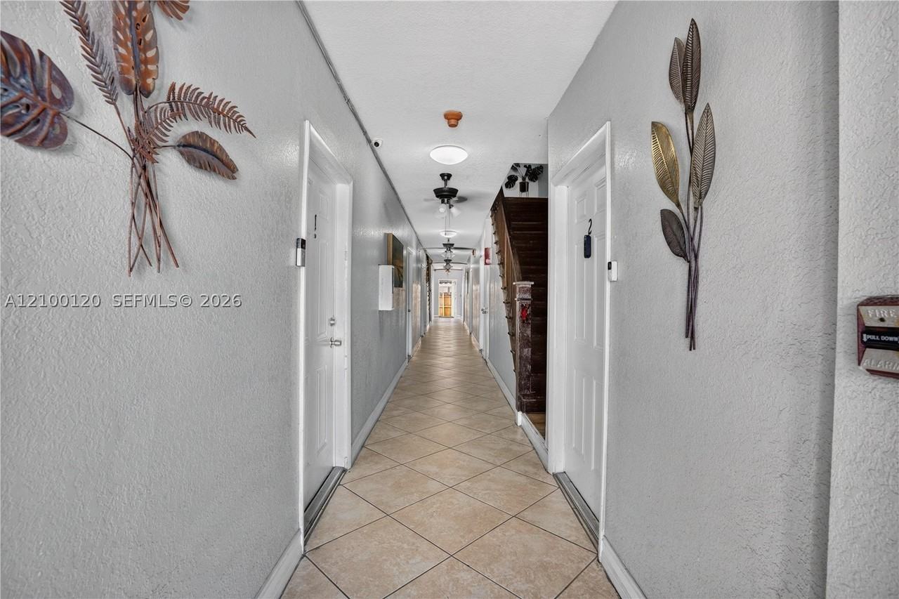 2756 Sw 4th St #7 - Photo 4 of 17
