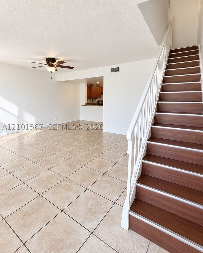 3759 Nw 20th St #705 - Photo 3 of 19