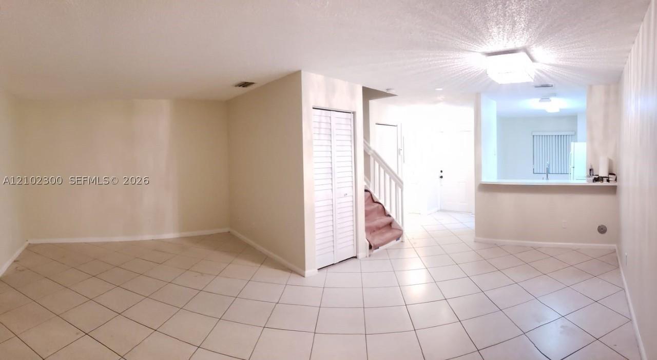 17606 Sw 139th Ct - Photo 2 of 11