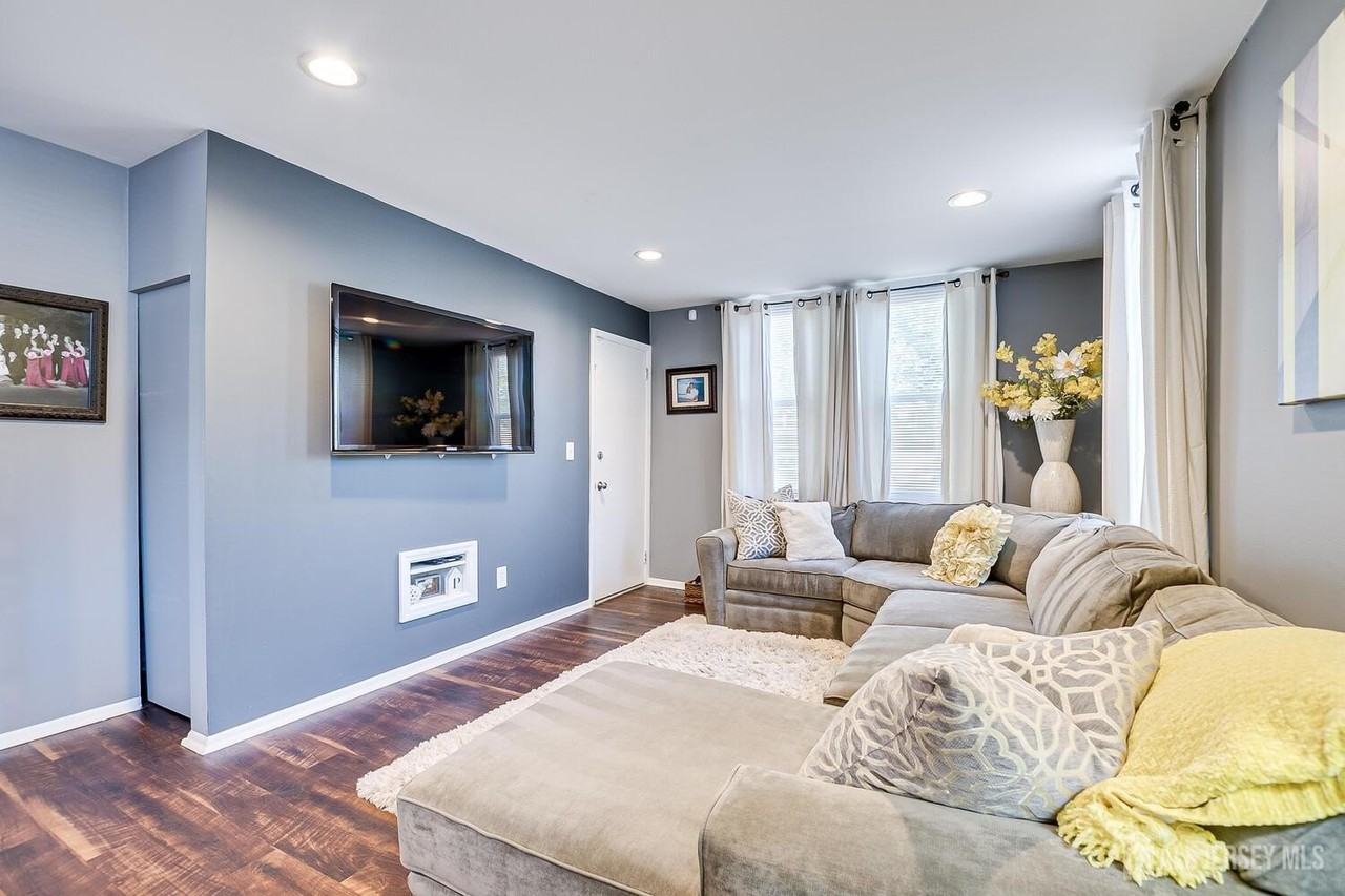 361 Rudolph Ave #1 - Photo 6 of 28