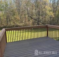 featured image of 131 Murray Dr