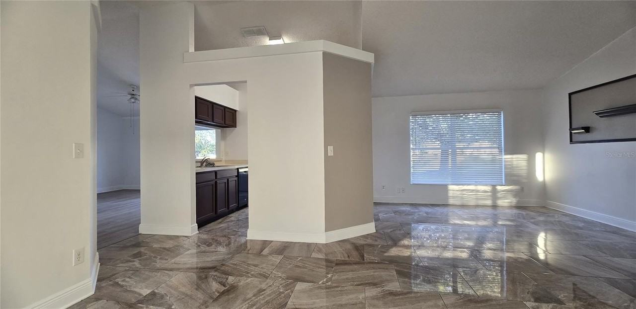 15044 Margaux Dr - Photo 5 of 23