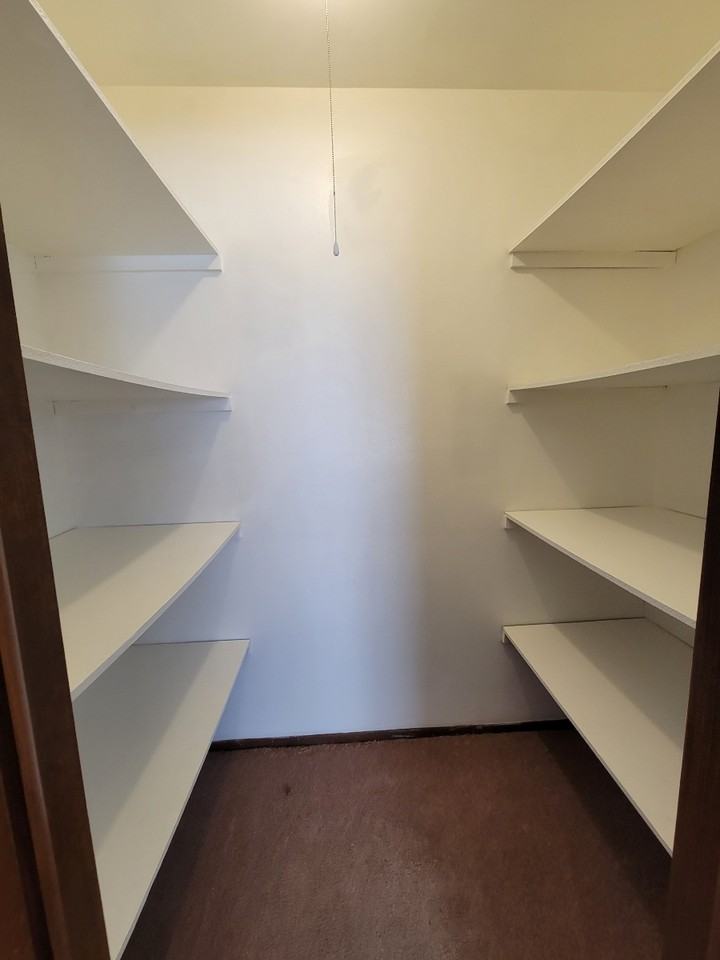 1327 Southwestern Dr #1327-11 - Photo 4 of 10