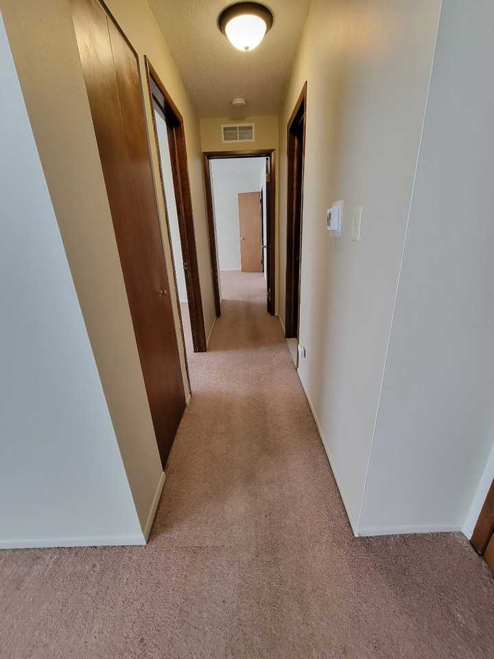 1327 Southwestern Dr #1327-11 - Photo 5 of 10