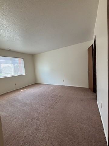 1327 Southwestern Dr #1327-11 - Photo 7 of 10