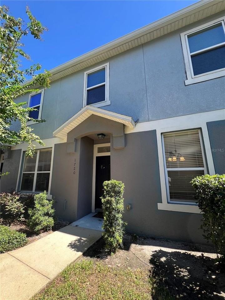1720 San Jacinto Cir #0 - Photo 2 of 20