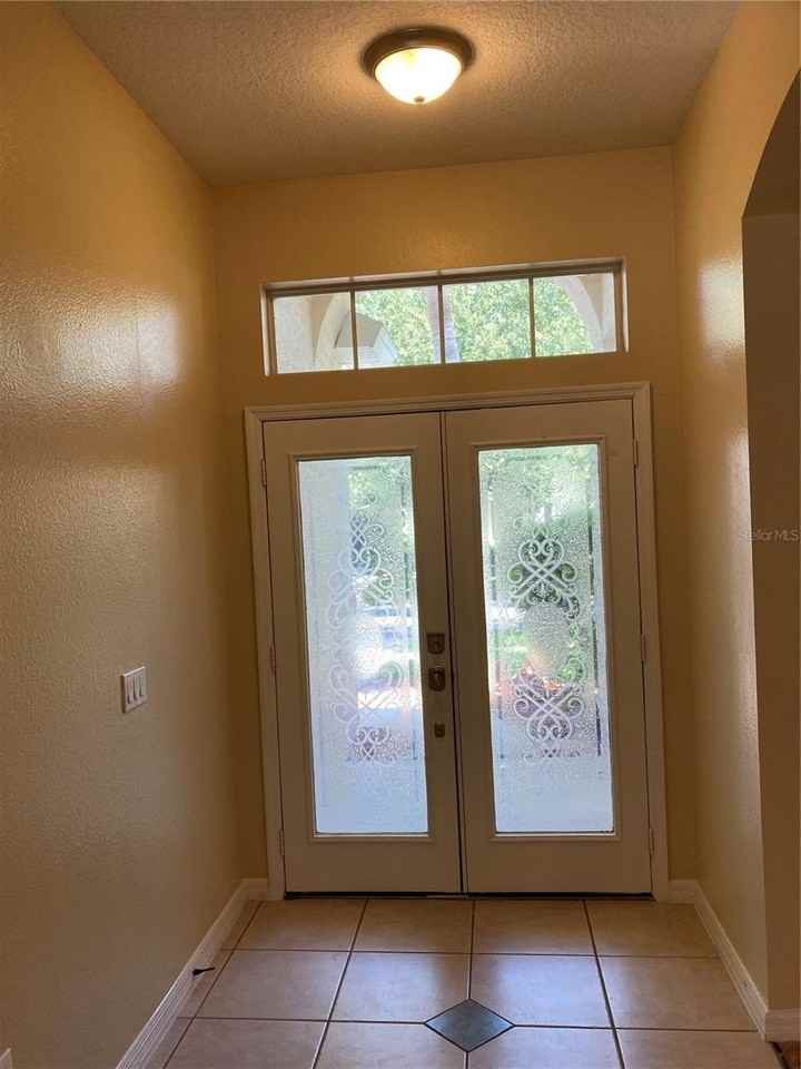 1462 Chessington Cir - Photo 3 of 19