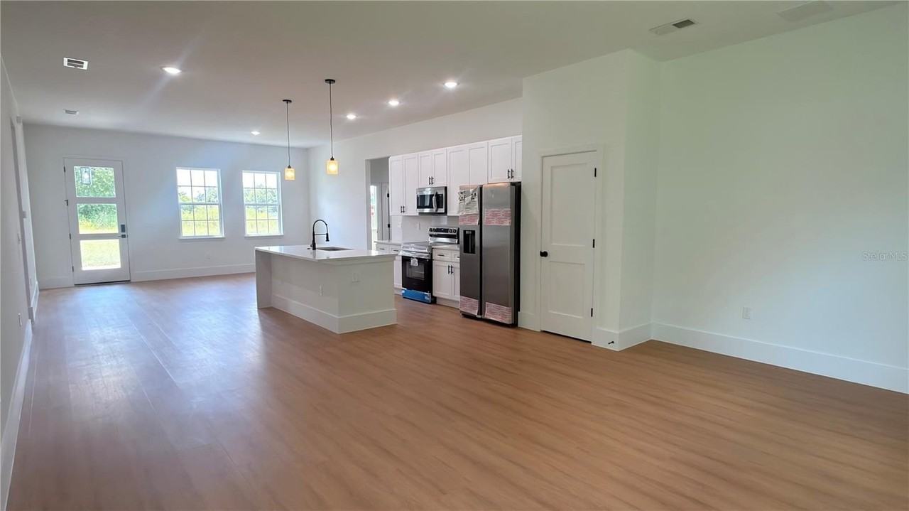 16171 Sw 22nd Ct - Photo 7 of 30