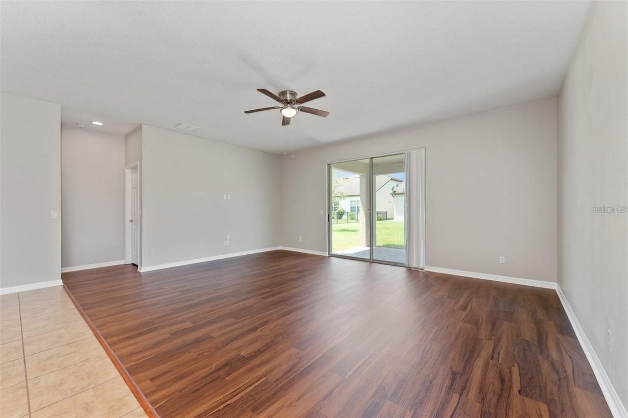2756 Mead Ave - Photo 7 of 26