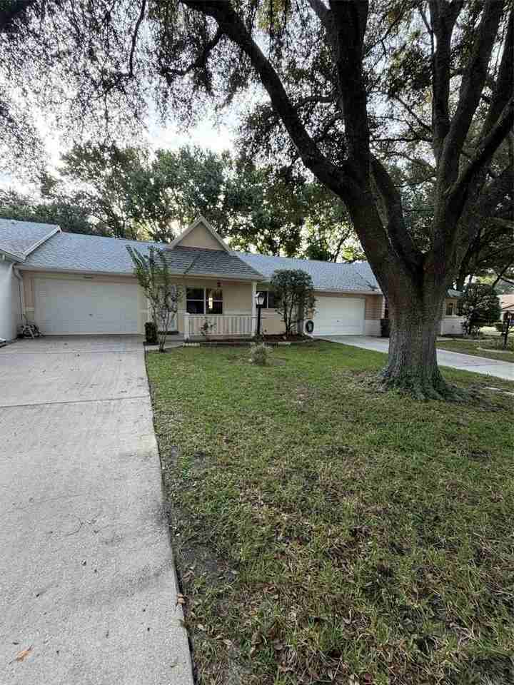 9669 Sw 94th Ave #C - Photo 2 of 11
