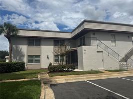 featured image of 170 Windtree Ln #U