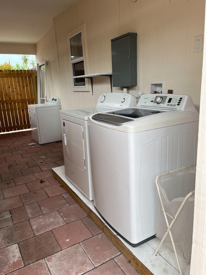 Gerbera Ave - Photo 5 of 12