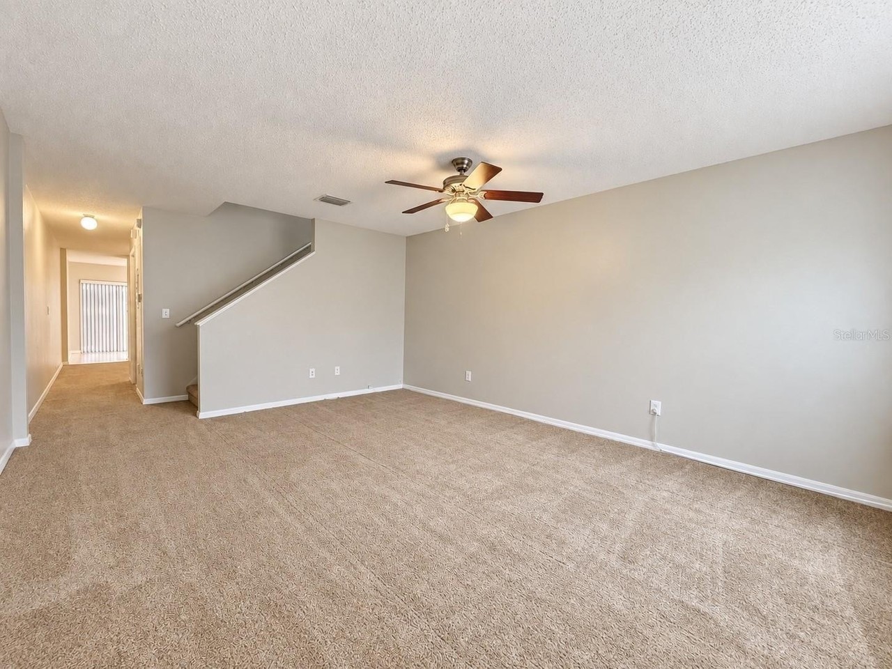 2260 Fluorshire Dr - Photo 2 of 14