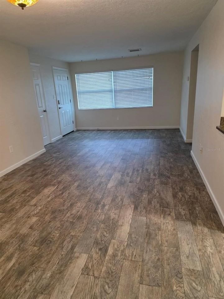 433 James St #435 - Photo 3 of 19