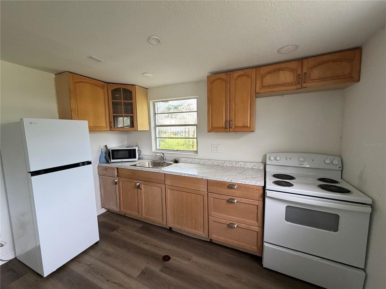 4544 Paloverde Dr - Photo 4 of 8