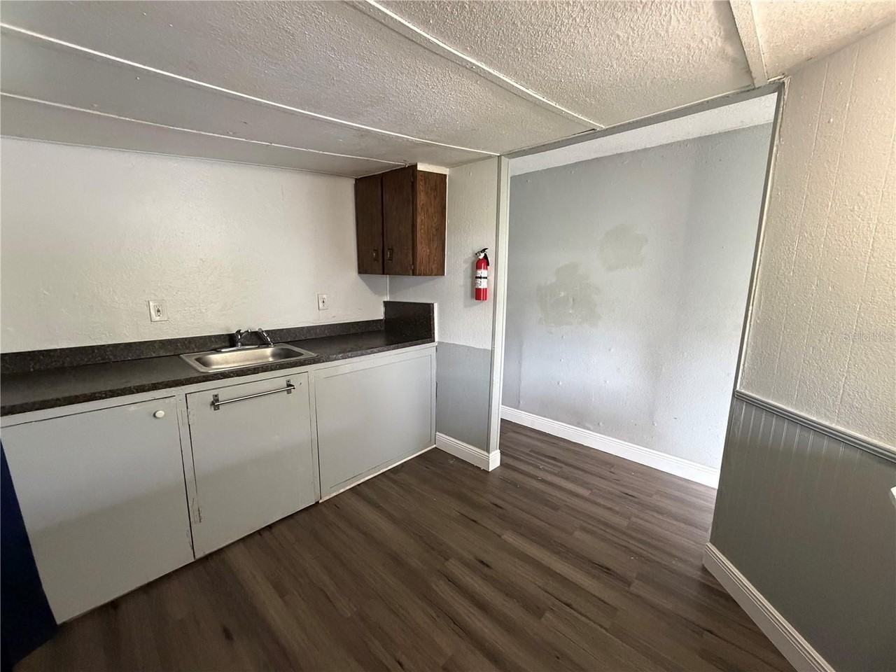 6323 Trouble Creek Rd - Photo 5 of 7