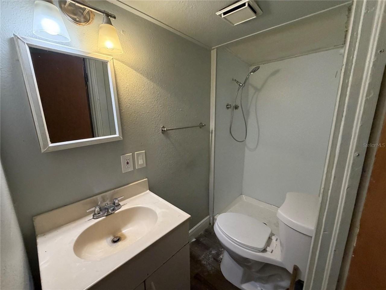 6323 Trouble Creek Rd - Photo 7 of 7