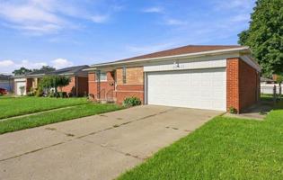 featured image of 28633 Gilbert Dr