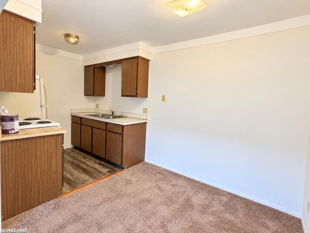 1875 Michigan Ave - Photo 5 of 10