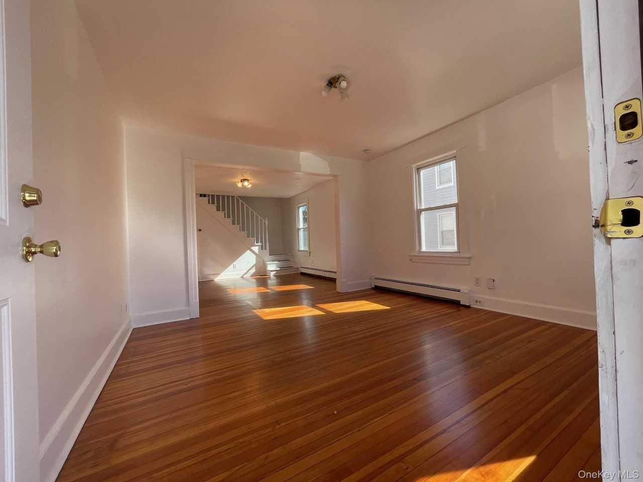 8 School St #B - Photo 3 of 12