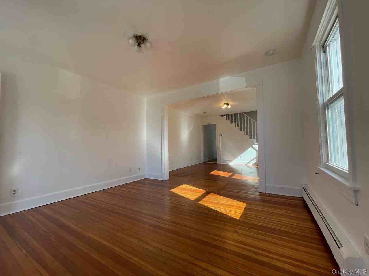 8 School St #B - Photo 5 of 12