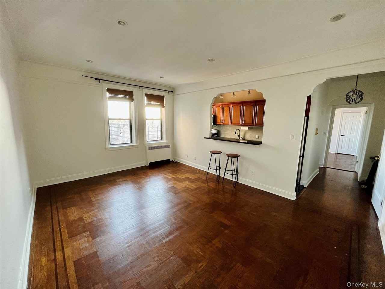 3420 83rd St #6I - Photo 5 of 10