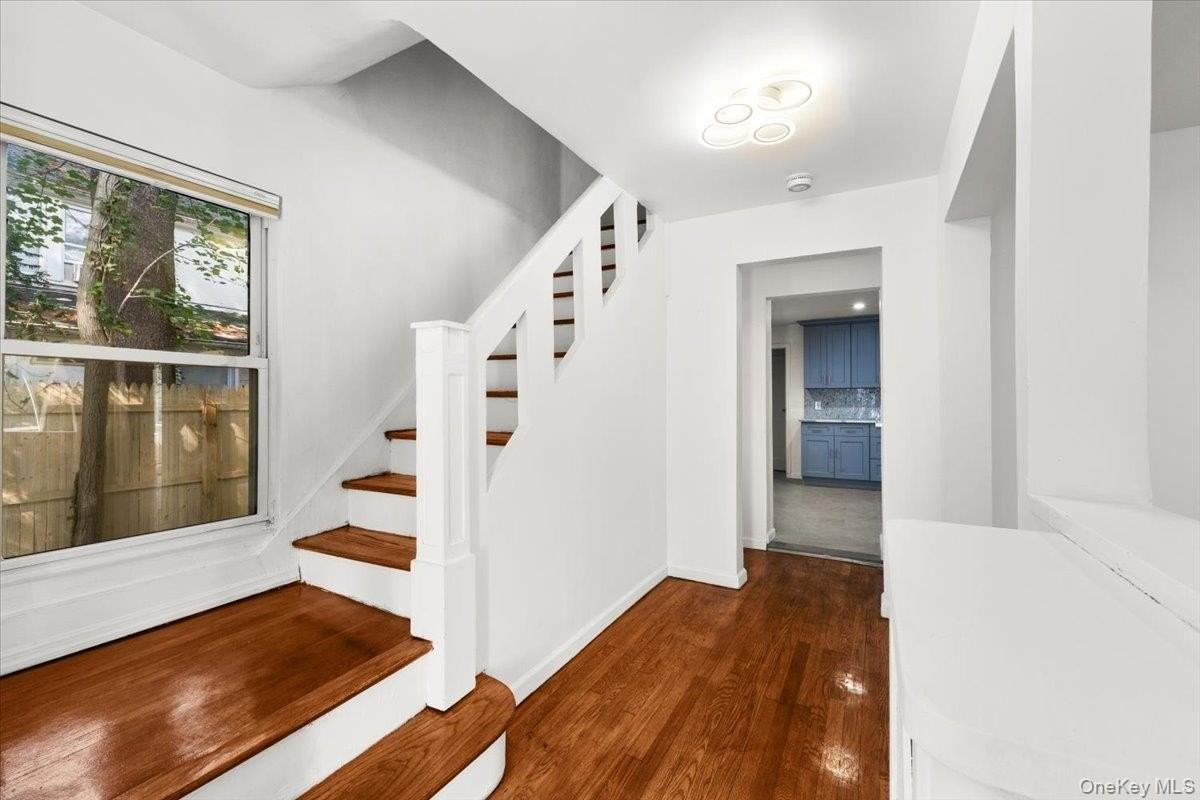19 Gilchrest Rd - Photo 3 of 31