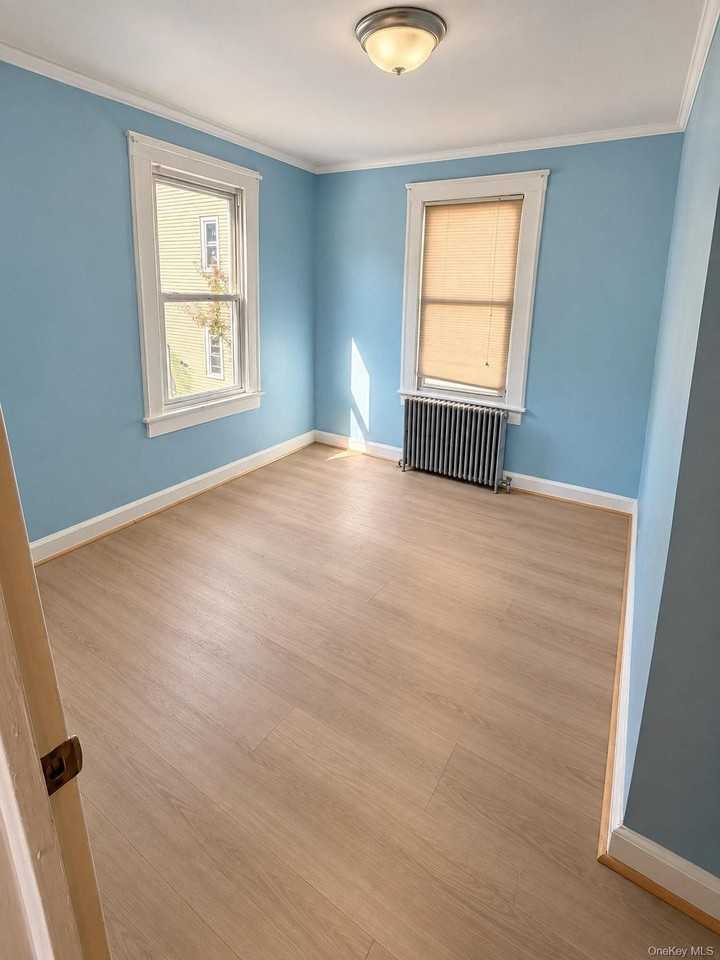 690 E 240th St - Photo 6 of 10