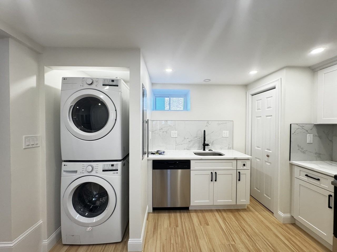 26 Buckingham Rd #B - Photo 2 of 8