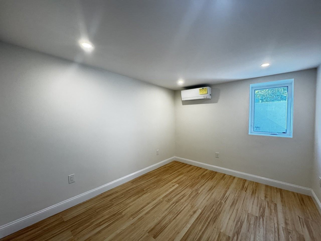 26 Buckingham Rd #B - Photo 6 of 8