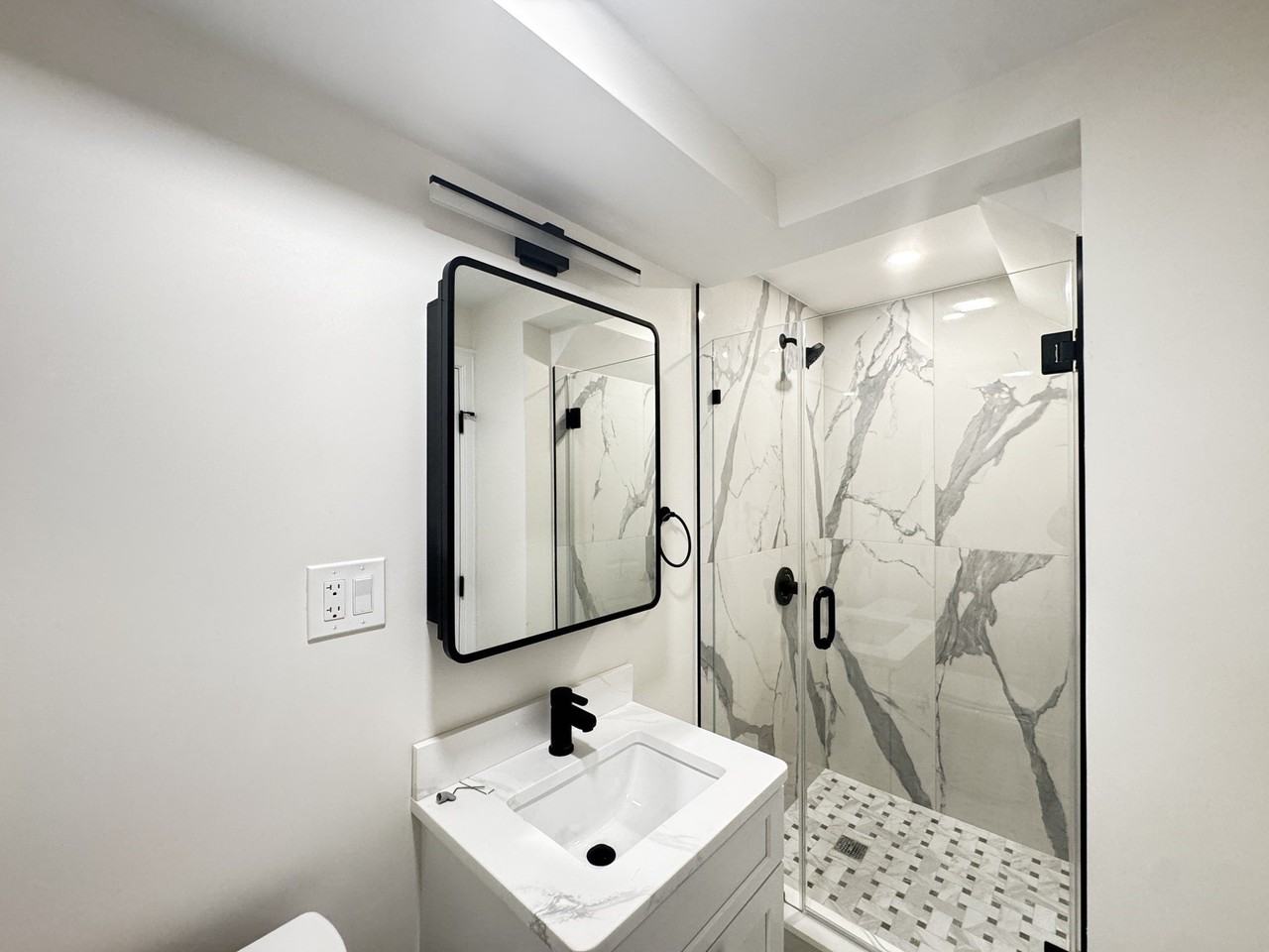 26 Buckingham Rd #B - Photo 7 of 8