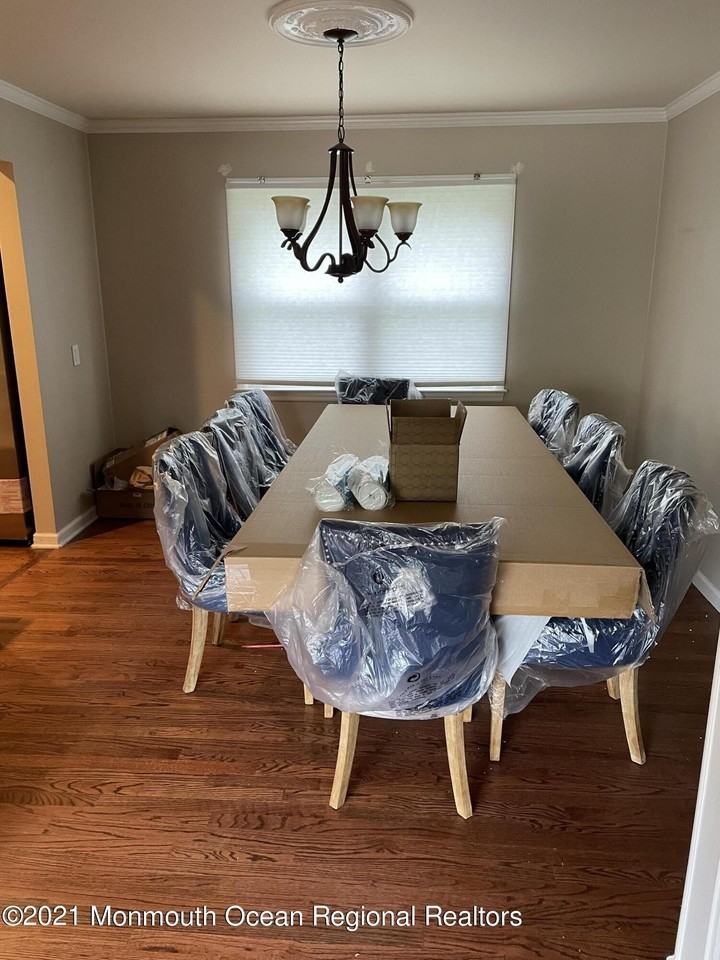 46 Heath Ave - Photo 7 of 35