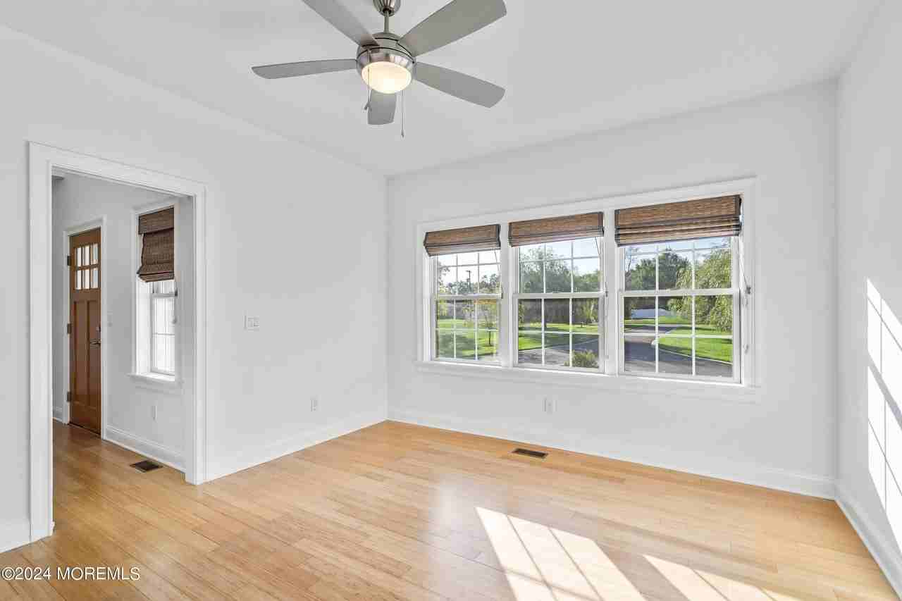 105 Horseneck Point Rd - Photo 6 of 29