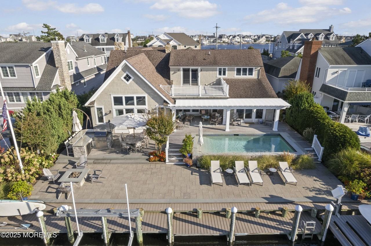 143 Squan Beach Dr - Photo 2 of 27