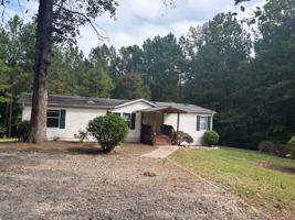 featured image of 3700 Country Acres Ln #1