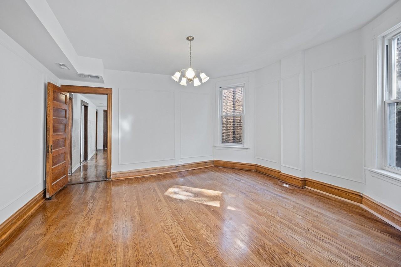 3122 W Fullerton Ave #2 - Photo 6 of 16