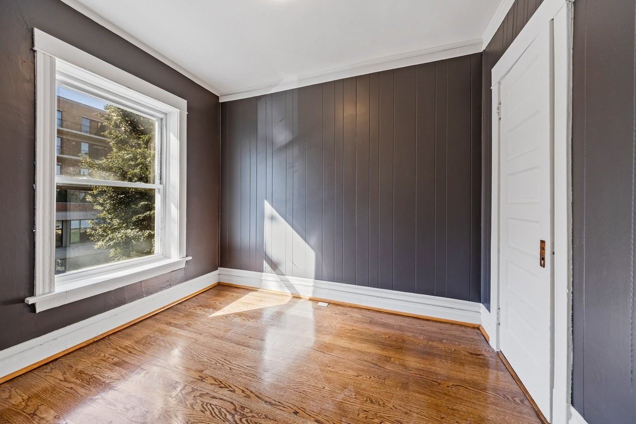 3122 W Fullerton Ave #2 - Photo 7 of 16