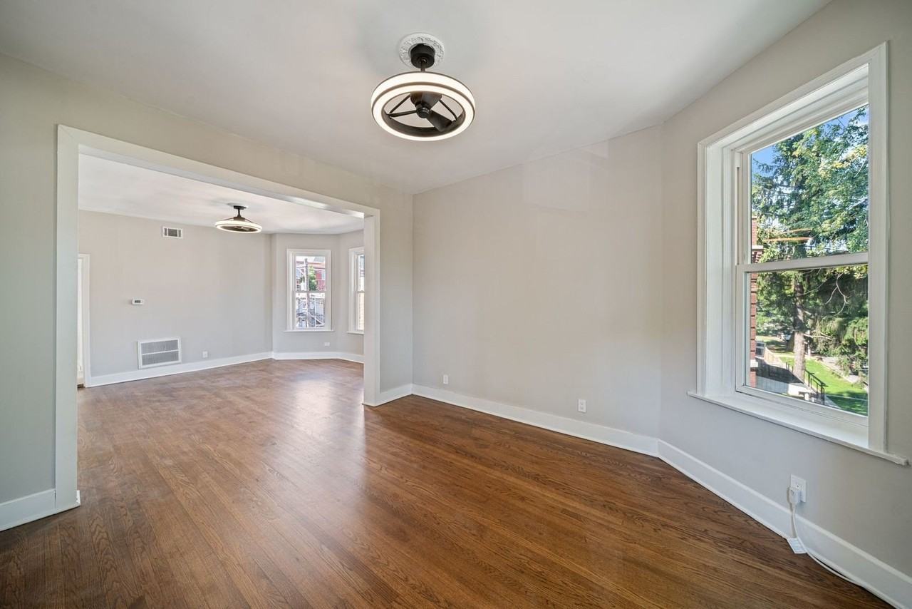 624 N Monticello Ave #2 - Photo 3 of 16