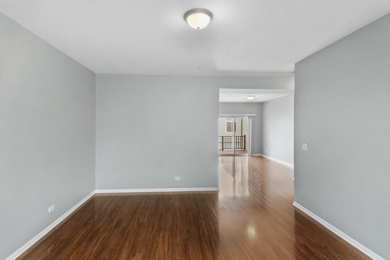 1309 Manning Ave - Photo 4 of 16