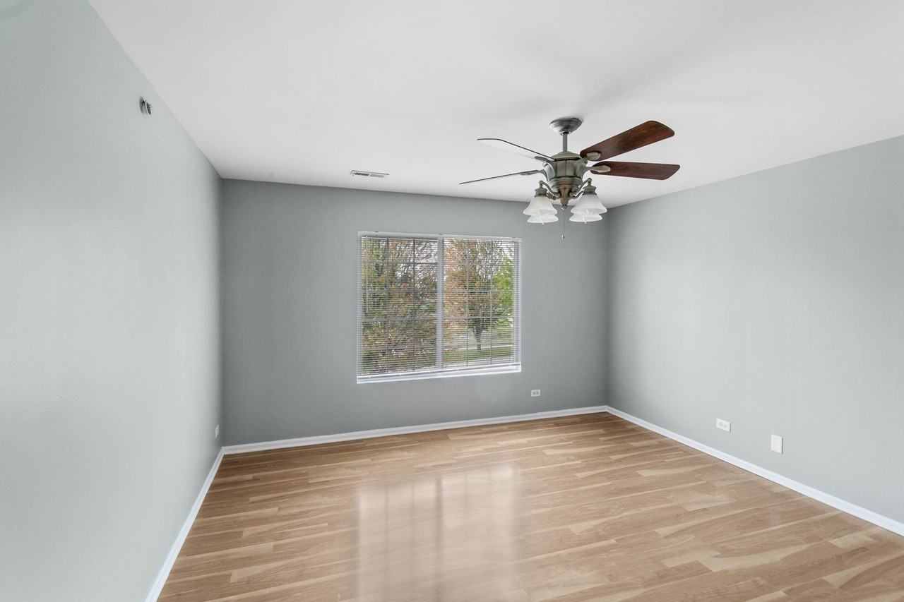 1309 Manning Ave - Photo 7 of 16